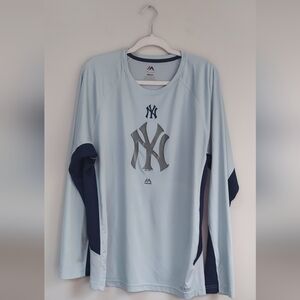 Magestic New York Yankees Long Sleeve Shirt